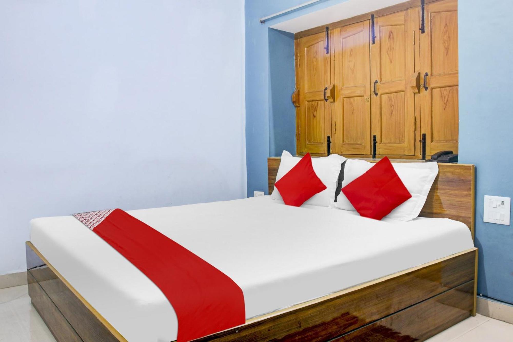 Hotel O Triveni. Patna  Buitenkant foto