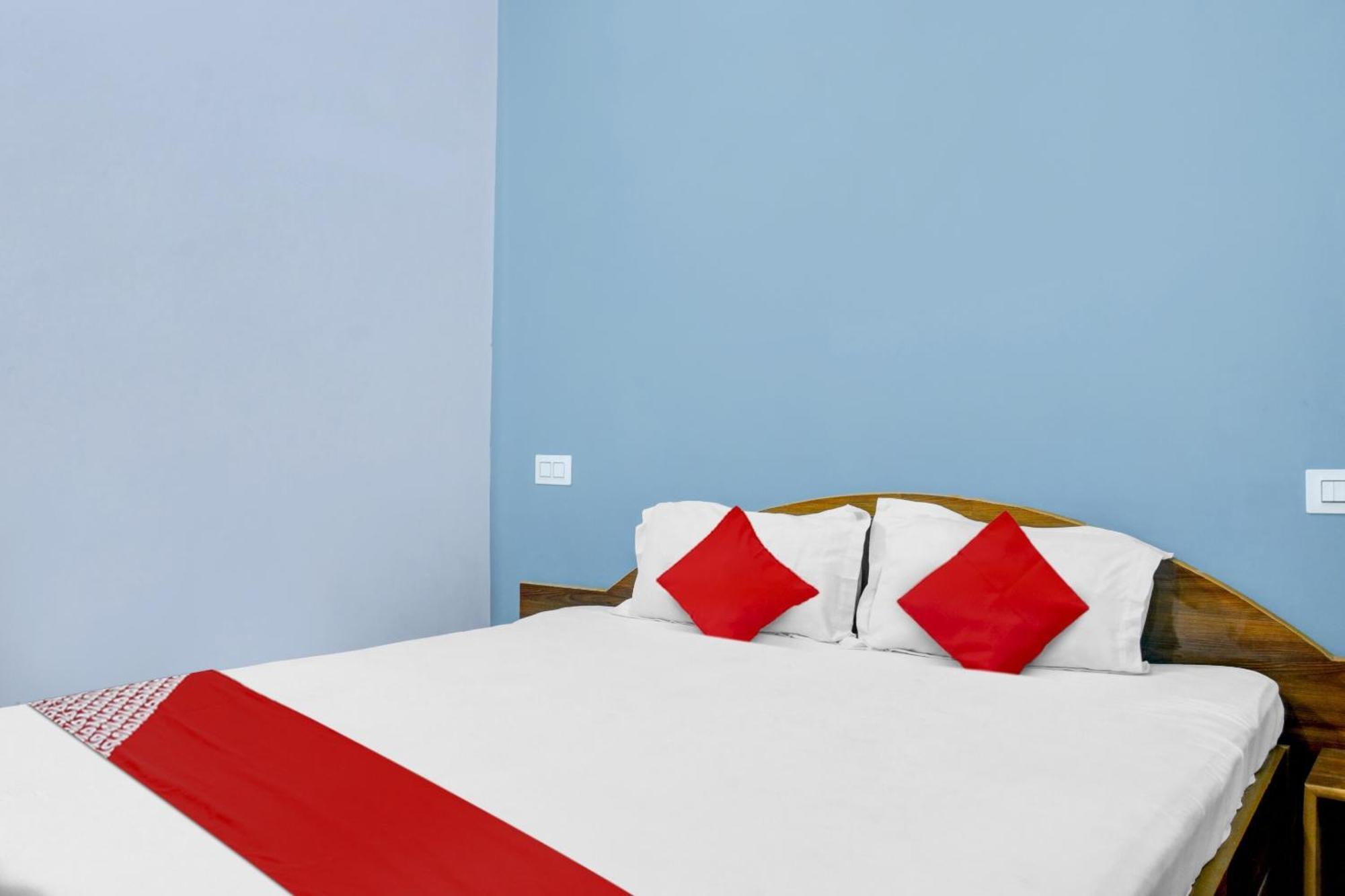 Hotel O Triveni. Patna  Buitenkant foto