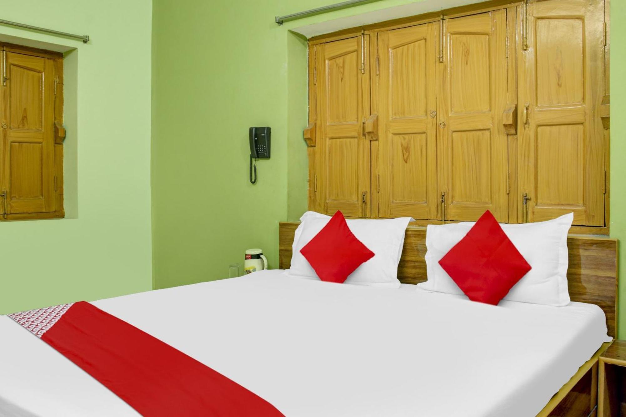 Hotel O Triveni. Patna  Buitenkant foto